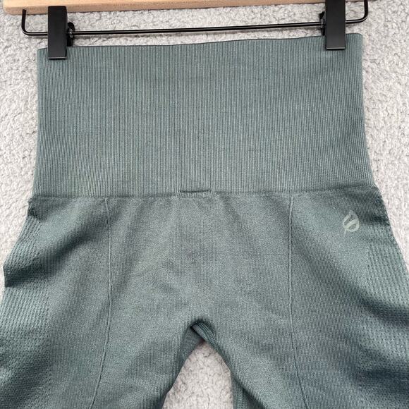P'TULA Leggings XS Green Seamless High Rise Cropped Athleisure Workout Shaping - Picture 5 of 9